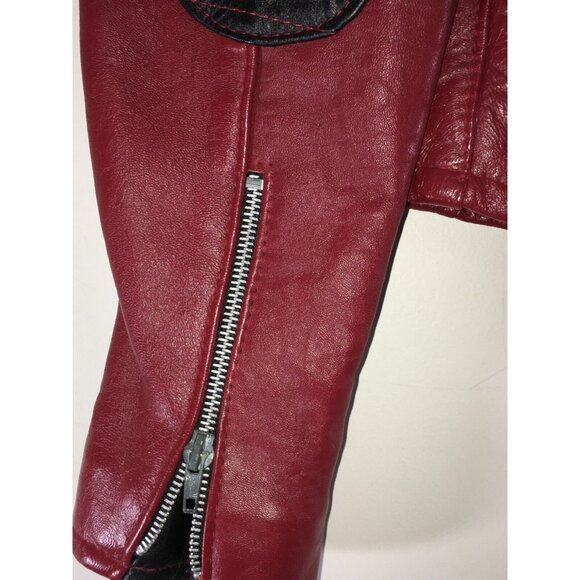 VTG 70’S WOMEN'S BOMBER LEATHER JACKET RED/BLACK ARM PATCHES BY BAINTON SZ 10 - Picture 4 of 6
